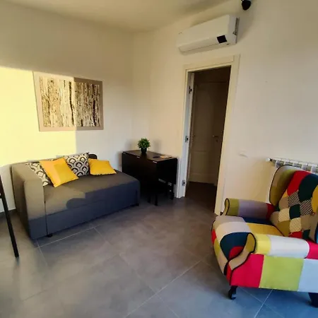 Qasa With Terrace, Center Apartment *